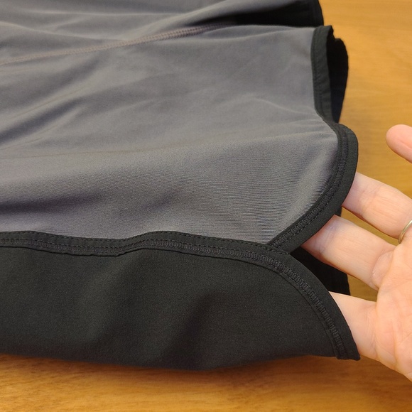 Reebok Women's Grey and Black Athletic Shorts With Liner - Picture 4 of 12